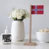 Norsk bordflag med magnet, egetræ & læder - Image 3